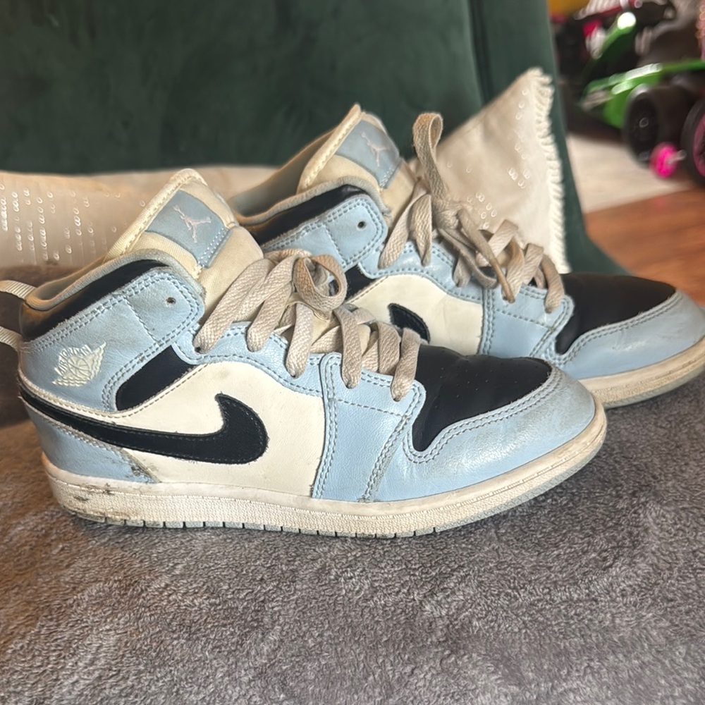 Nike Air Jordan High-Top Sneakers